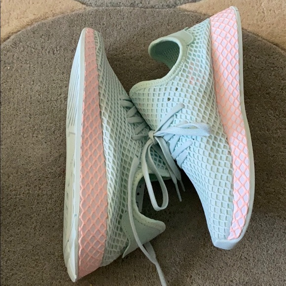 adidas deerupt peach